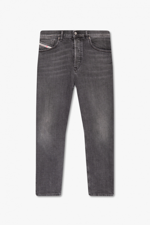 SKINNY FIT、SLIM FIT、REGULAR CARROT FIT、SUPER TIGHT FIT